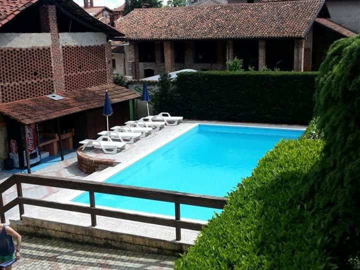 La Cascina Bed & Breakfast Aglie Exterior photo