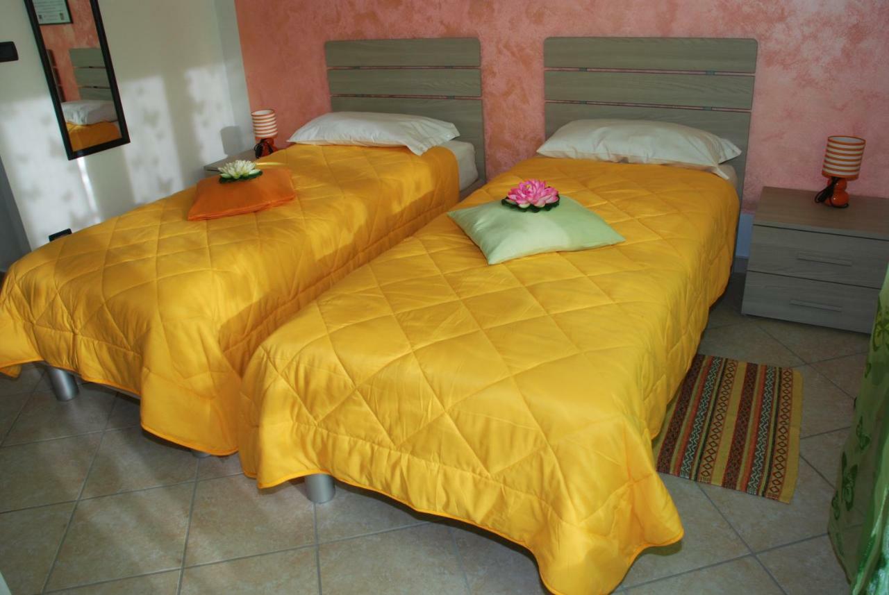 La Cascina Bed & Breakfast Aglie Exterior photo