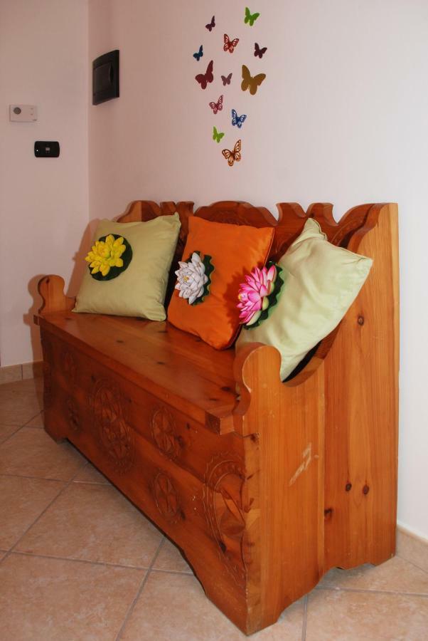 La Cascina Bed & Breakfast Aglie Exterior photo